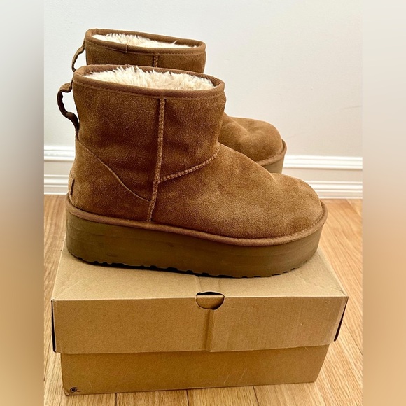 UGG Classic Mini Platform in Chestnut - Picture 10 of 11